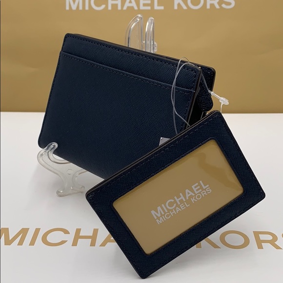 MICHAEL KORS JET SET TRAVEL MD CARRYALL W CRDCSE - Picture 6 of 16